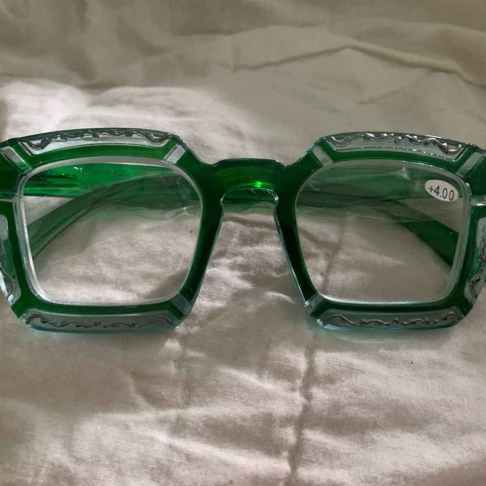 👓Beautiful Glitter Green readers 👓